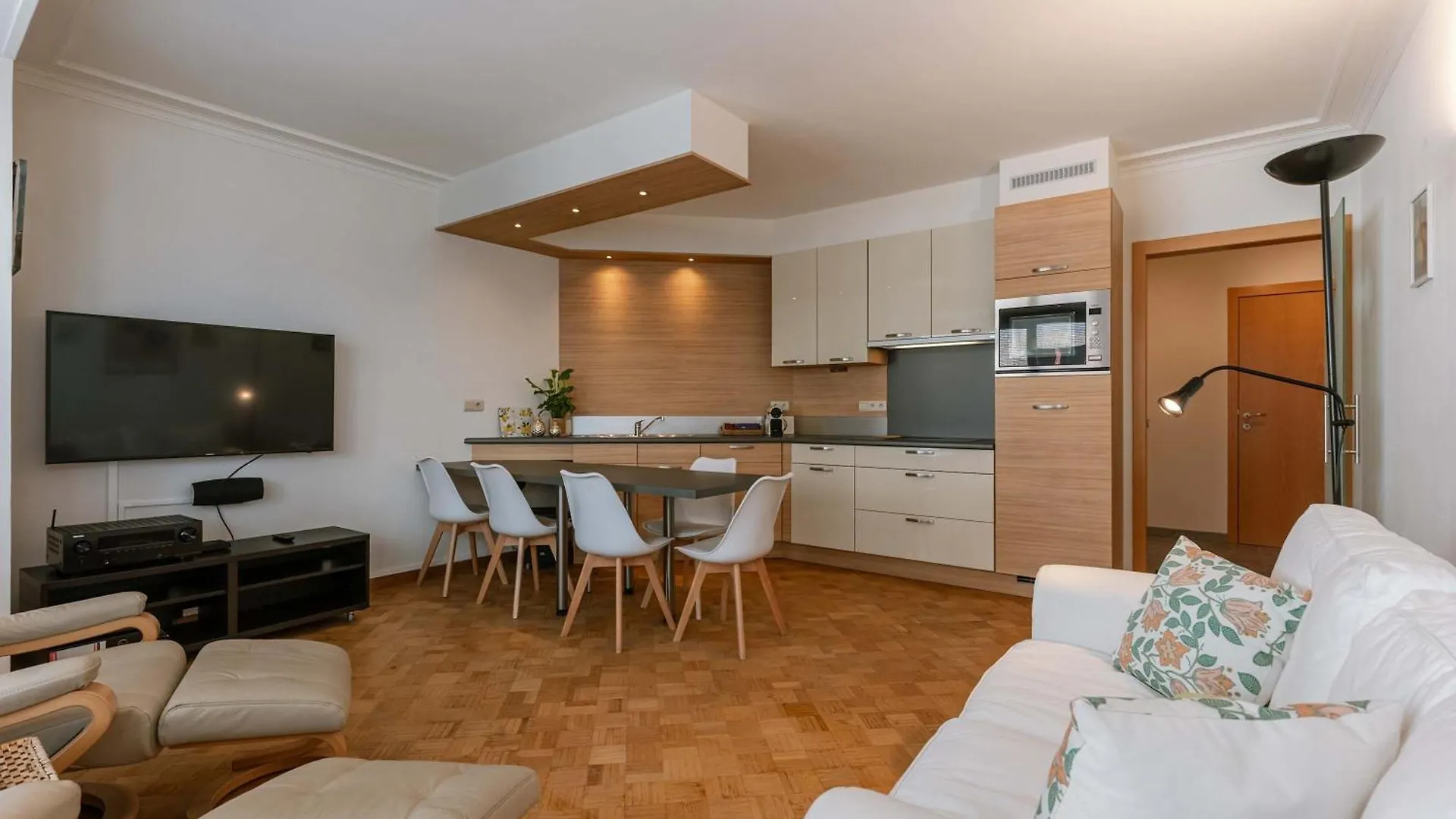 Light-Filled Apartment With Lateral Sea View Ostend
